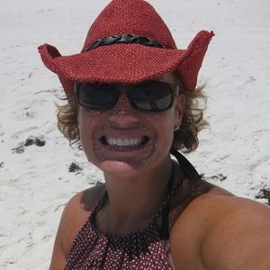 Meet your Posher, Carrie